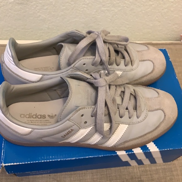 Adidas Light Gray Samba shoes Size 38 1/2, 7 - Picture 2 of 4